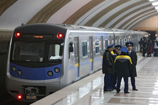Kazakhstan unveils first subway line in Almaty - Sputnik International