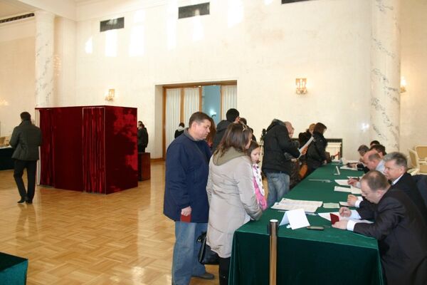Russia votes for parliament, Beijing - Sputnik International
