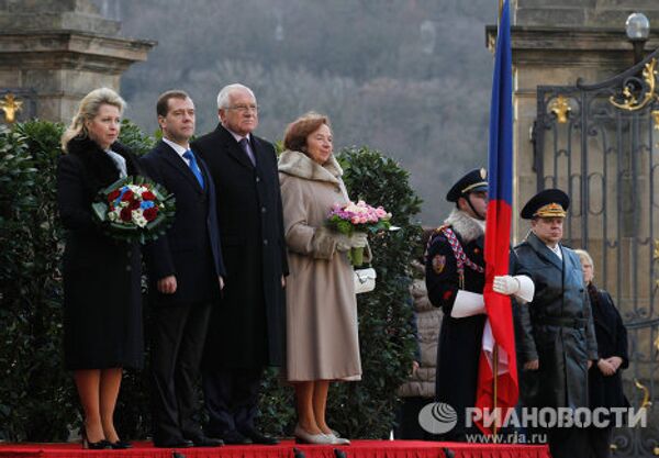 Dmitry and Svetlana Medvedev in Czech Republic    - Sputnik International