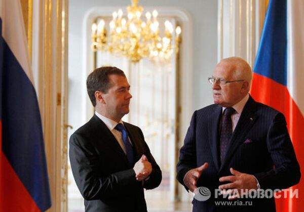 Dmitry and Svetlana Medvedev in Czech Republic Dmitry and Svetlana Medvedev in Czech Republic - Sputnik International