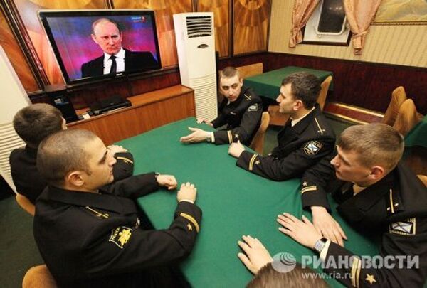 Russians tune in to Conversation with Vladimir Putin - Sputnik International