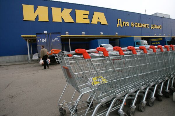 Somebody left an assault rifle in a coatroom at an outlet of IKEA in the Moscow suburb of Khimki - Sputnik International