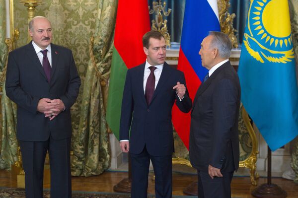 Russian, Belarusian, Kazakh leaders gather for Eurasian economic summit  - Sputnik International