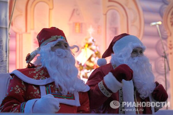 Christmas fair opens in St. Petersburg Christmas fair opens in St. Petersburg - Sputnik International