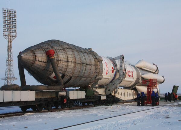 The launch of a Russian Proton-M carrier rocket with a Dutch telecommunication satellite onboard scheduled for Friday has been postponed indefinitely for technical reasons - Sputnik International