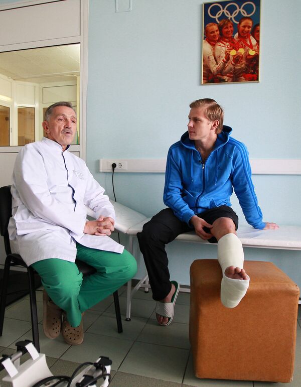 Recovering Biathlon Star Cherezov May Be Back This Season - Sputnik International