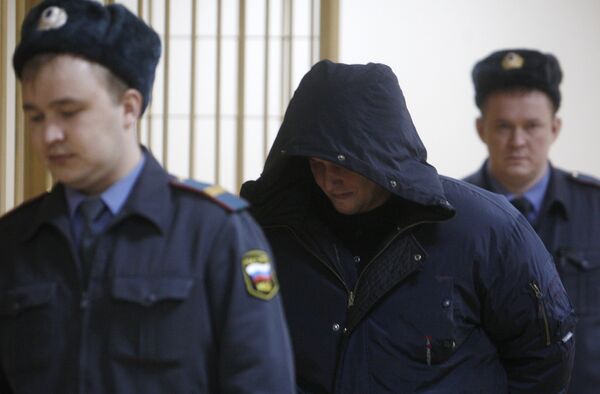 Sergei Kirilchuk, a former policeman, was sentenced to 26 years for the murder of Dmitry Marininov - Sputnik International