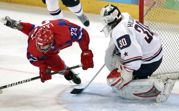 Big Victory Over U.S. Puts Russia in Hockey Final          - Sputnik International