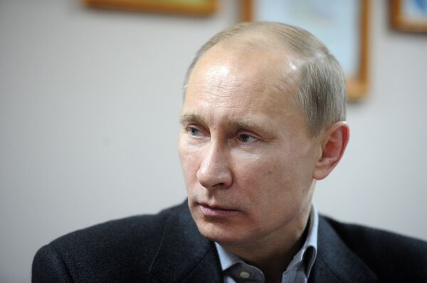 Polls suggest Vladimir Putin remains Russia's most popular politican - Sputnik International