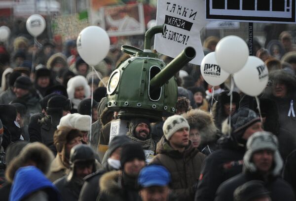 Protesters Sing Anti-Putin Songs, Arrange Next Rally Date  - Sputnik International