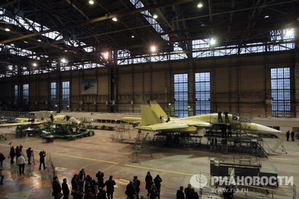 Workshops Where Sukhoi Su-34 Fullback Fighter-Bombers are Assembled - Sputnik International