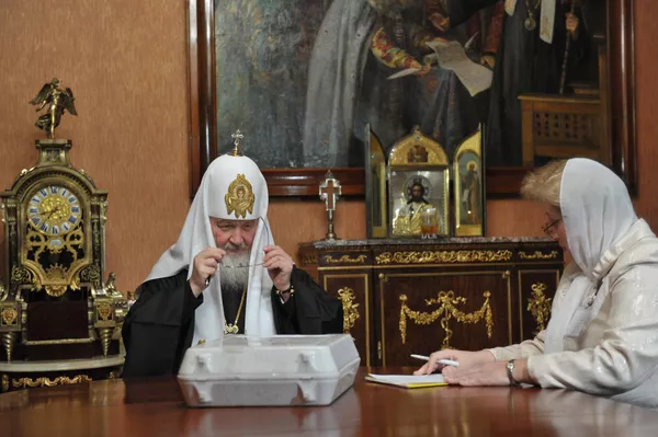 Russian Patriarch Votes For 'Stability' - Sputnik International