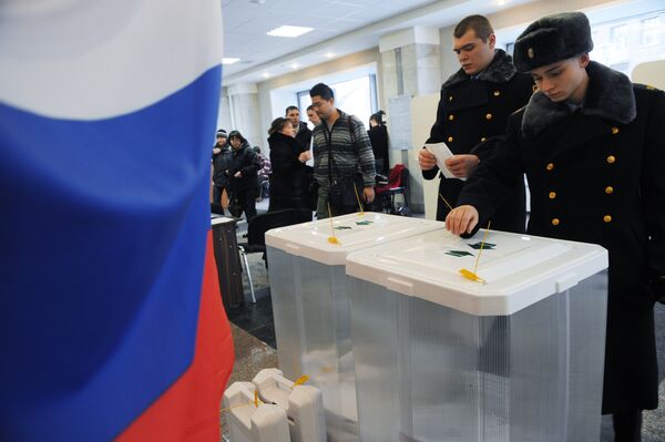 Over half of Russians say Putin victory ‘fair’ – state poll          - Sputnik International