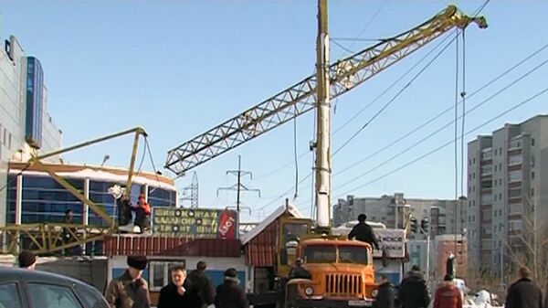 Crane Collapse Blacks Out Urals City        - Sputnik International