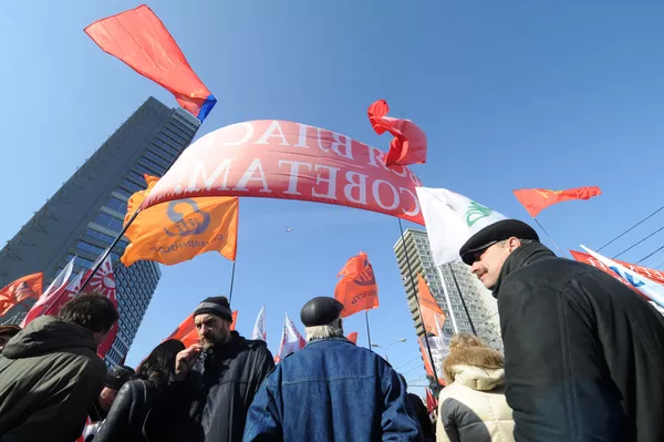 The program suggested that protesters had been paid with “money and cookies” to attend the unprecedented mass demonstrations that rocked Russia in the wake of December’s disputed parliamentary polls.  - Sputnik International