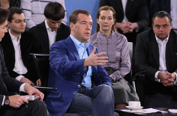 Medvedev Proposes ‘Competitive’ Selection of Officials          - Sputnik International