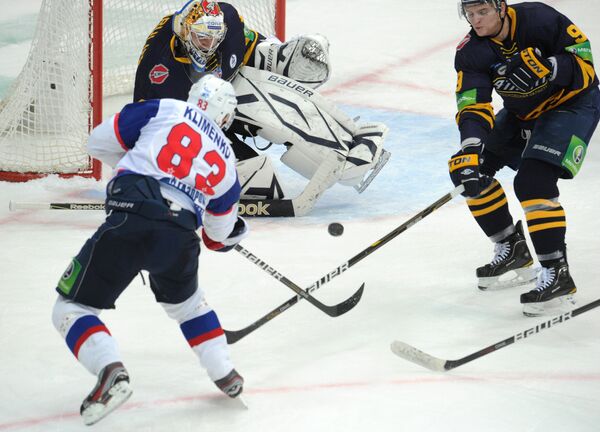 SKA Sinks Atlant in 7-1 KHL Playoff Thrashing  - Sputnik International