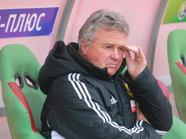 Europa League: Hiddink Rejects Anzhi Favorite Tag     - Sputnik International