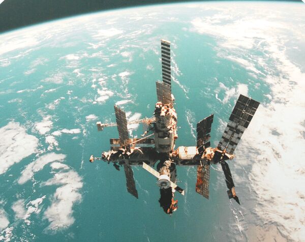 Russia Losing Space Race – Poll        - Sputnik International