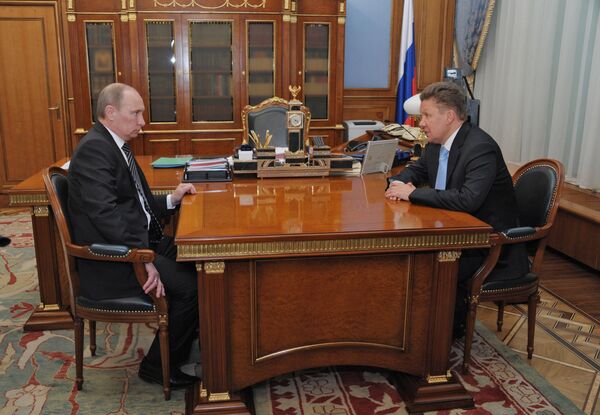 Vladimir Putin and Alexei Miller - Sputnik International