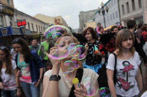 Soap bubble parade on Arbat Street - Sputnik International