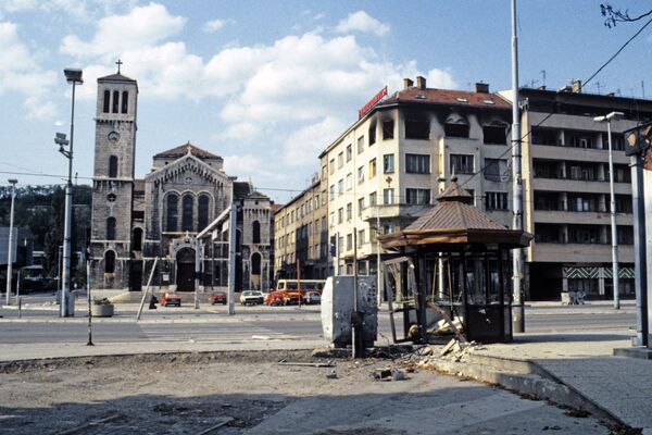 Streets of Sarajevo during war - Sputnik International