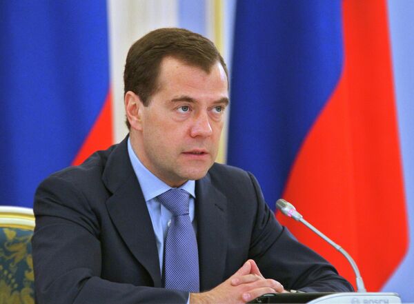 Dmitry Medvedev at a meeting of the Presidential Council on Human Rights - Sputnik International
