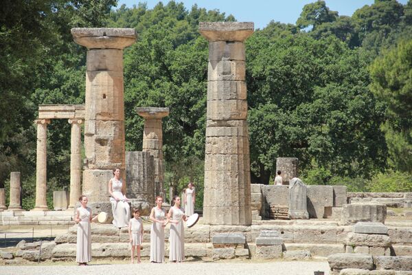 Rehearsal of Lighting Olympic Flame for London Games in Ancient Olympia  - Sputnik International