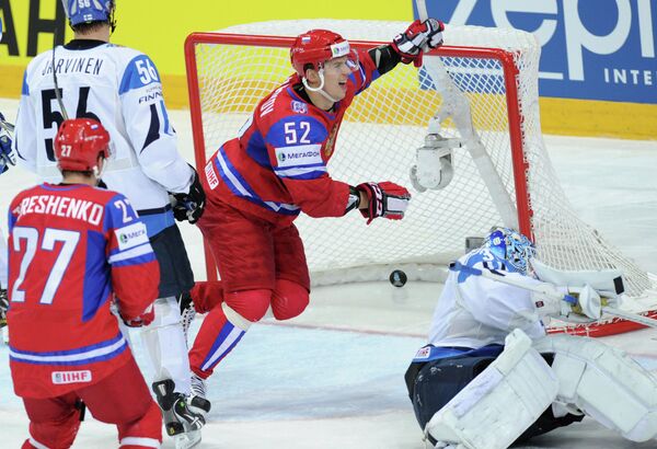 Finns Pulverized 6-2 by Russia in Hockey Semi - Sputnik International