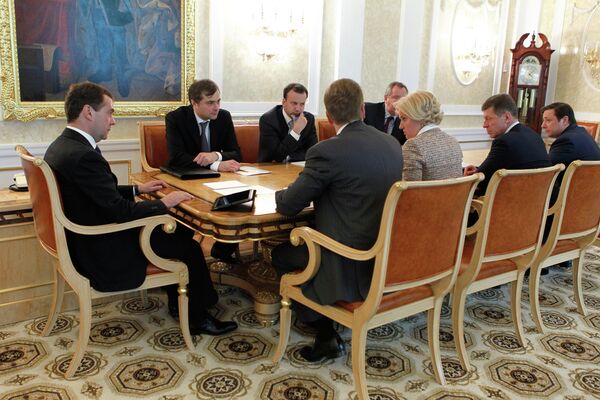 Medvedev Deputies Duties Finalized       - Sputnik International