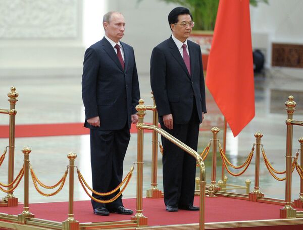  Vladimir Putin and Hu Jintao - Sputnik International