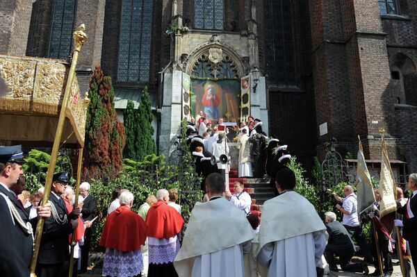 Feast of Corpus Christi Observed in Wrocław - Sputnik International