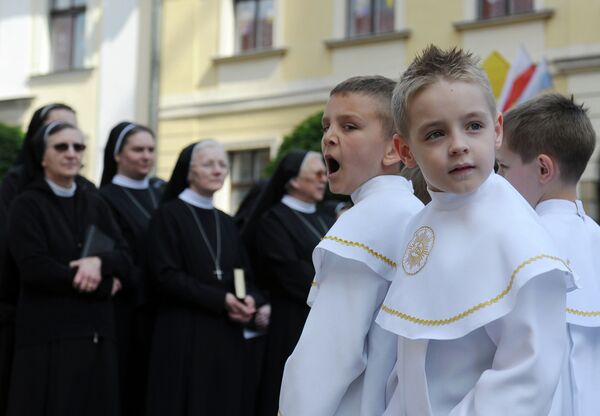 Feast of Corpus Christi Observed in Wrocław - Sputnik International