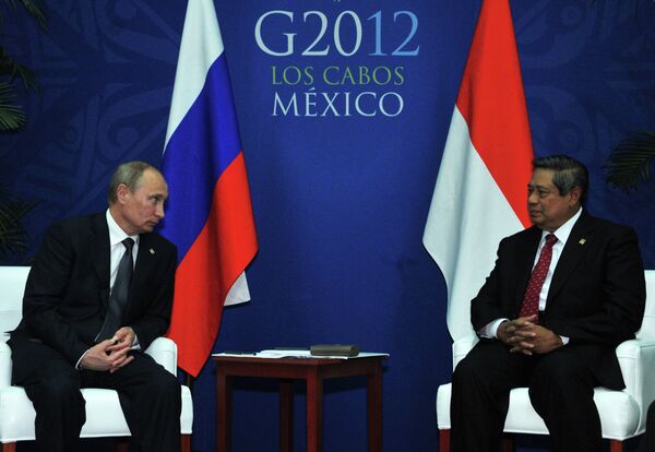 Russian President Vladimir Putin at a meeting with his Indonesian counterpart Susilo Bambang Yudhoyono in Los Cabos, Mexico on June 19, 2012 - Sputnik International