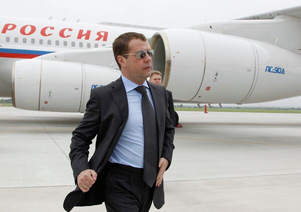 Dmitry Medvedev will head his country’s delegation at the opening ceremony of the 2012 Olympic Games in London on Friday - Sputnik International