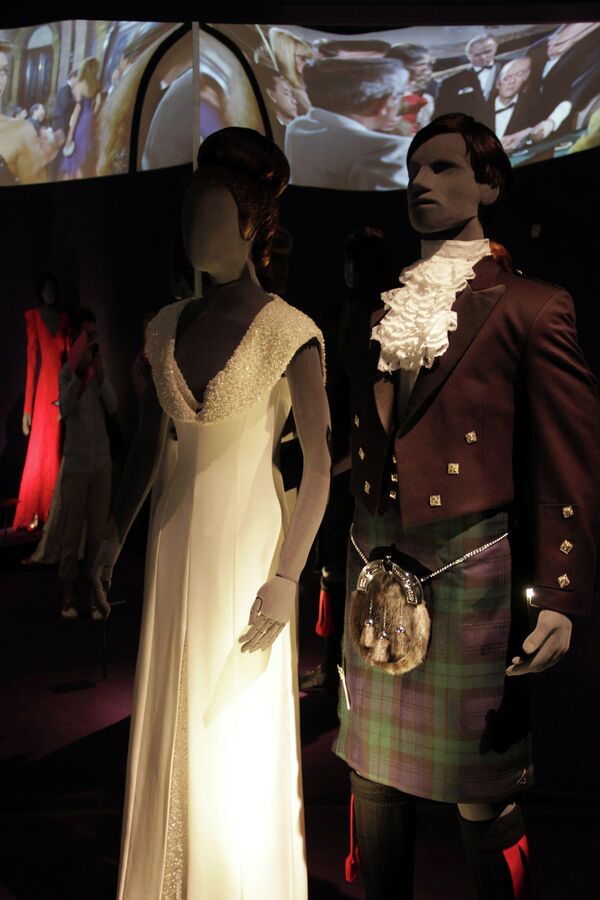 Clothes and Accessories of 007 and His Women at London Exhibition  - Sputnik International