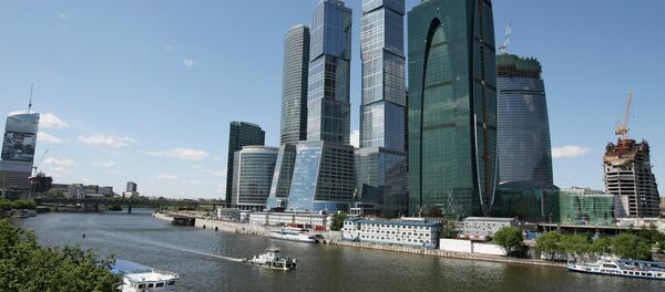 Russian economic sanctions imposed against Turkey would have a devastating effect on the Turkish economy, Ben Aris, editor-in-chief of the Business New Europe magazine, told Radio Sputnik. - Sputnik International