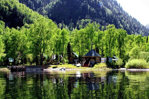 Lake Teletskoye: The Gold of the Altai Mountains - Sputnik International