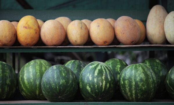 Melon Day is a holiday marked in the Central Asian country annually on the second Sunday of August - Sputnik International