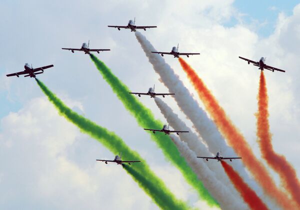 Airshow Marks Centenary of Russian Air Force - Sputnik International