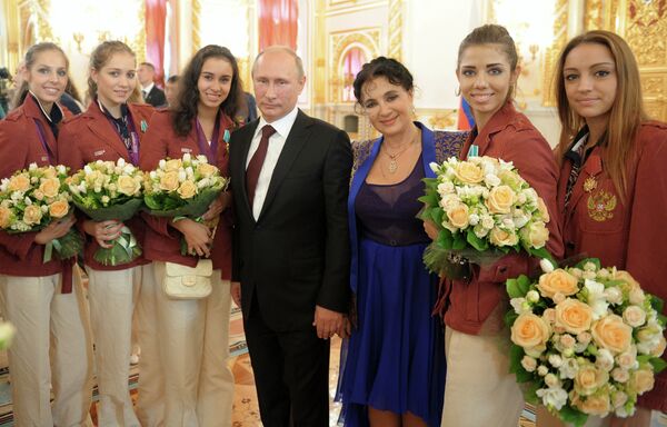 President bestows state awards on Russian Olympic medalists at the Grand Kremlin Palace - Sputnik International