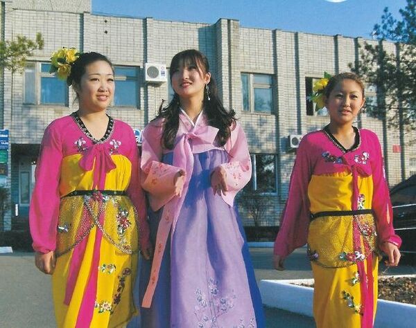 Korean diaspora in Primorye numbers some 30,000 people. Many of them were born in Russia and speak no Korean - Sputnik International