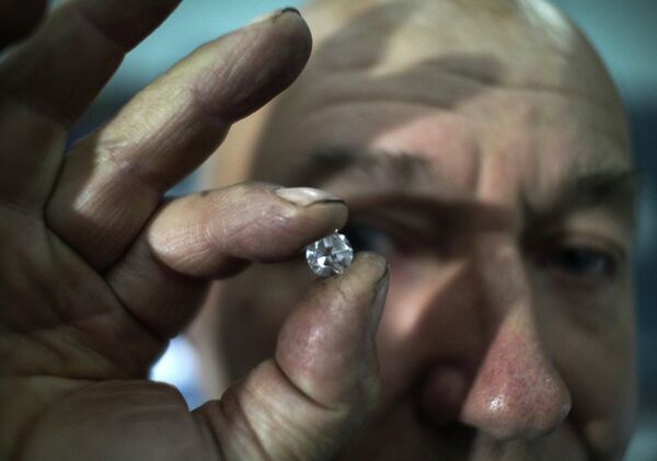 How Diamonds Are Processed - Sputnik International
