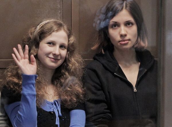 Pussy Riot members Maria Alyokhina and Nadezhda Tolokonnikova - Sputnik International