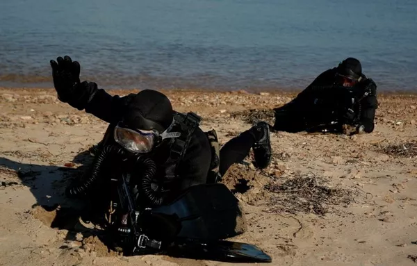 Pacific Fleet’s Combat Swimmers Practice Countersabotage Measures - Sputnik International