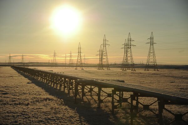 Gazprom Launches Giant Arctic Gas Field  - Sputnik International