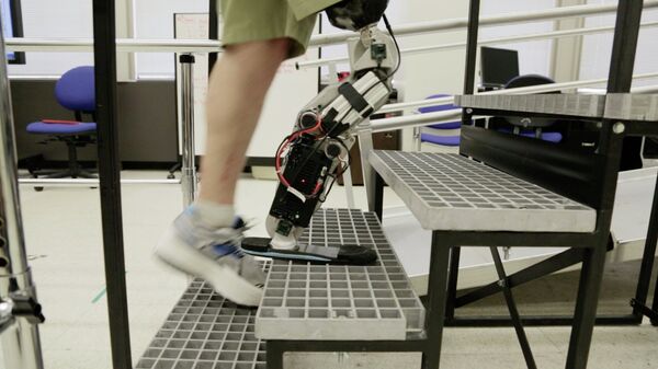 Stepping Out: First Bionic Leg Set for Test - Sputnik International