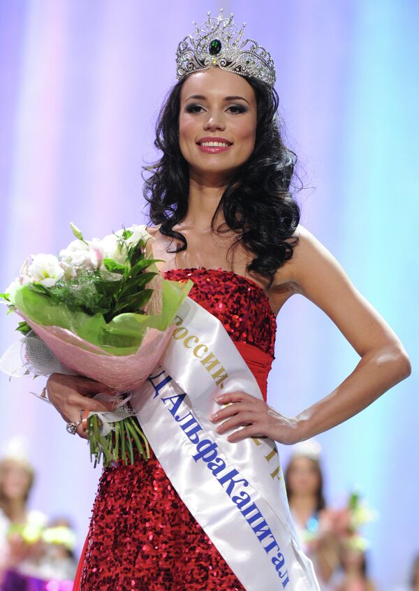 The most beautiful girl in Russia and her rivals - Sputnik International