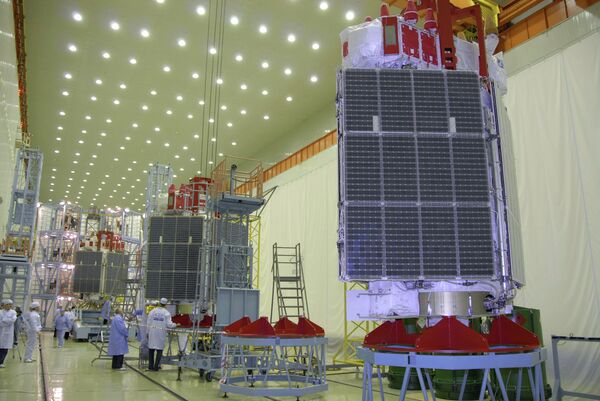 GLONASS navigation satellites production - Sputnik International