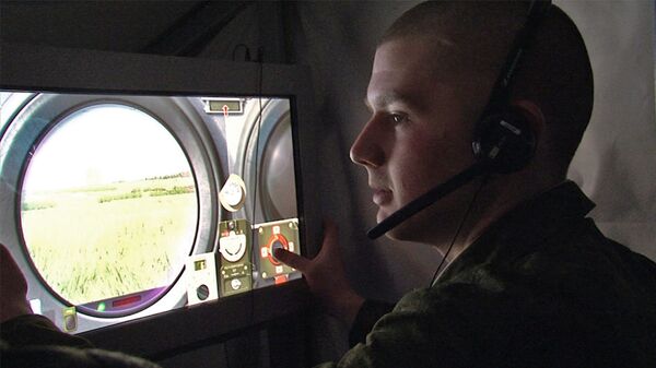 Soldiers Fight Online Battles  - Sputnik International